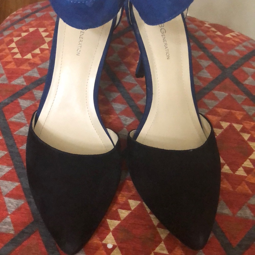 3 in comfortable, sexy all around Swede zip on